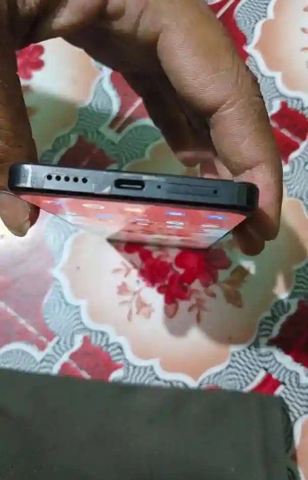 Xiaomi Poco X6