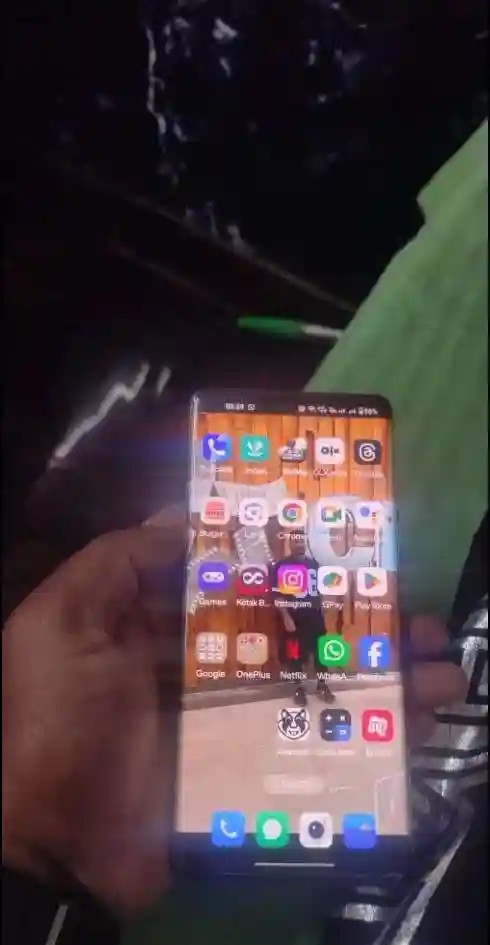 OnePlus 8 Pro