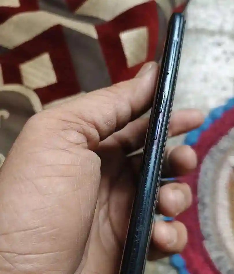 Oppo A9 (2020)