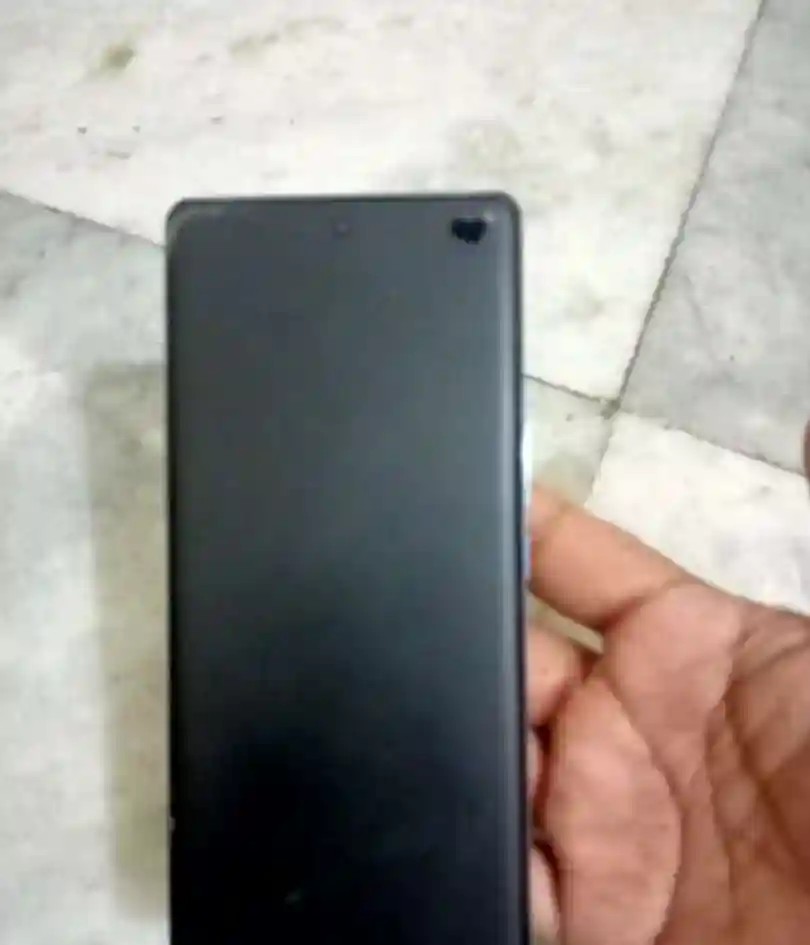 vivo V27 Pro