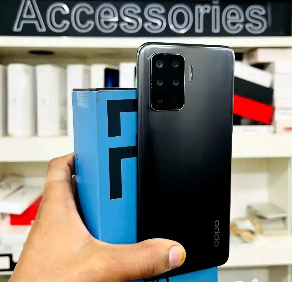 Oppo F1