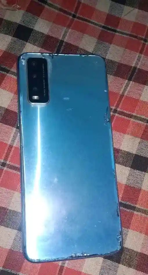vivo Y16