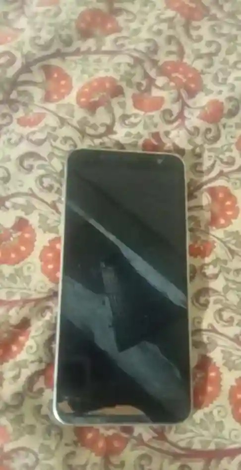 Samsung Galaxy J6