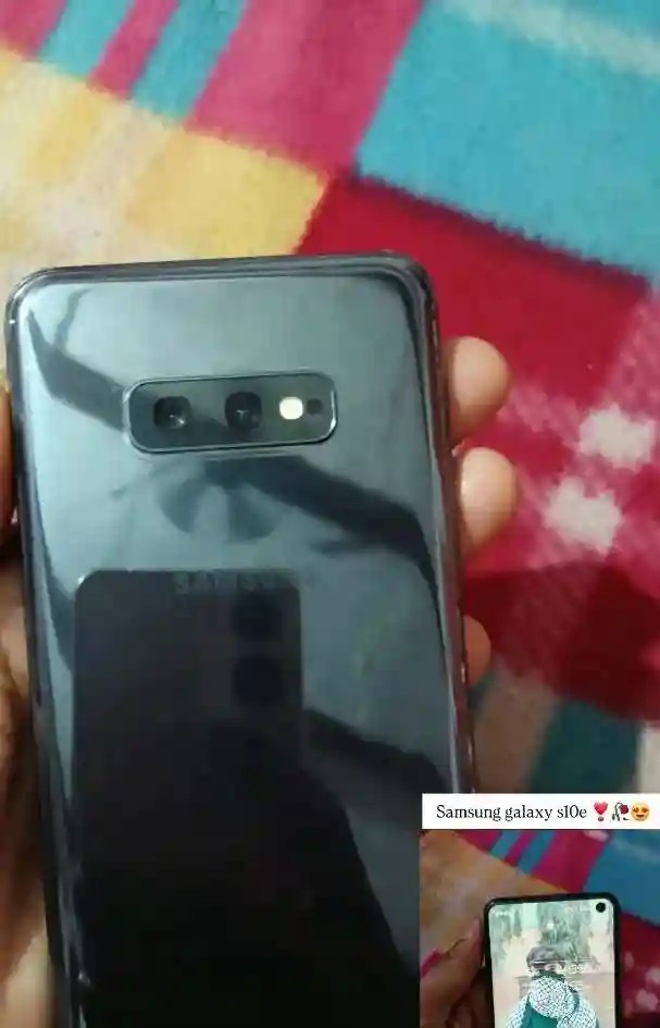 Samsung Galaxy S10e