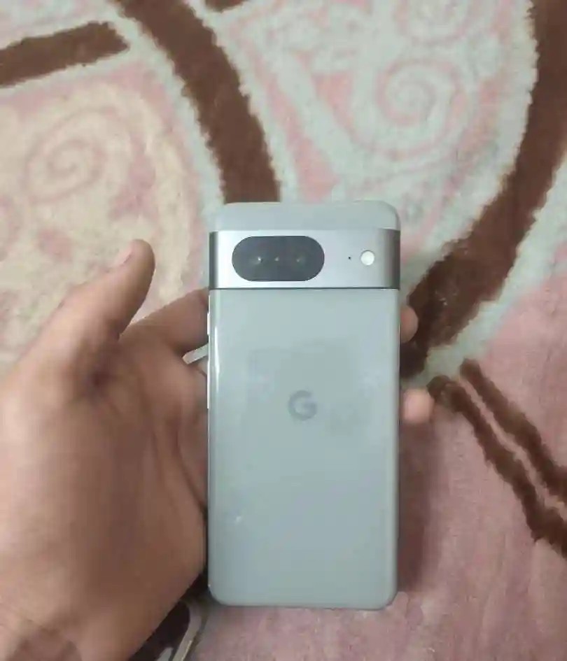 Google Pixel 8