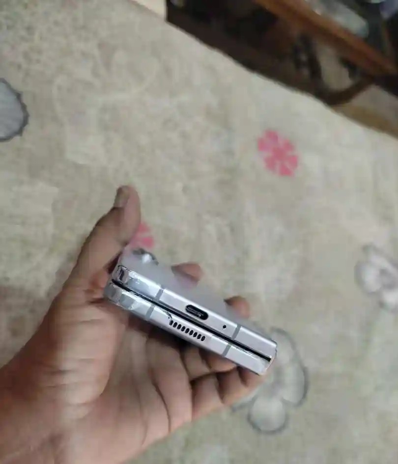 Samsung Galaxy Fold 5G
