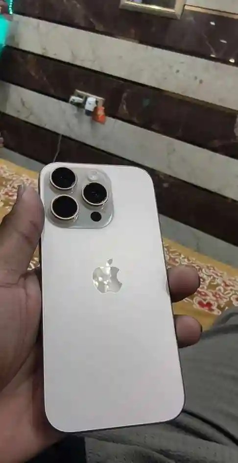 Apple iPhone 16 Pro