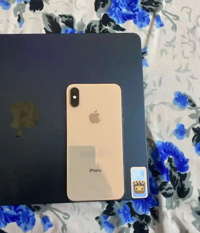 Apple iPhone XS