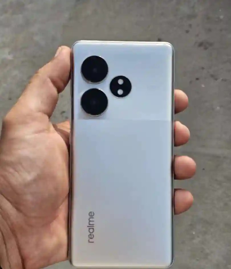Realme GT 6T