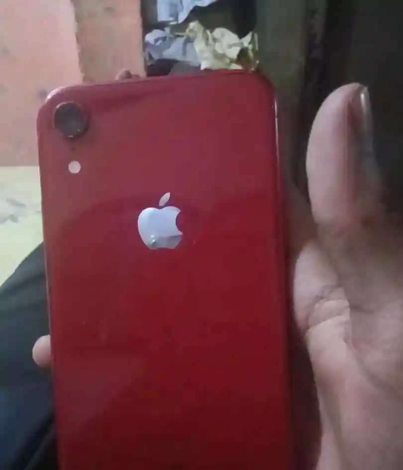 Apple iPhone XR