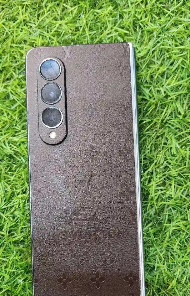 Samsung Galaxy Z Fold4