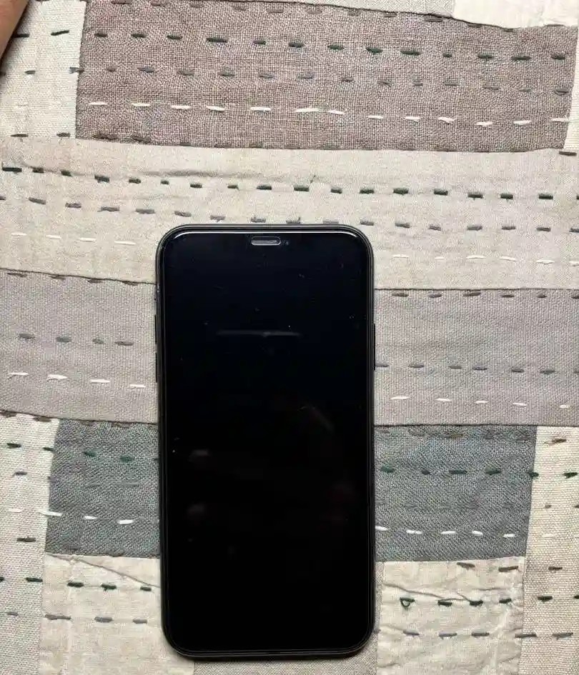 Apple iPhone XR