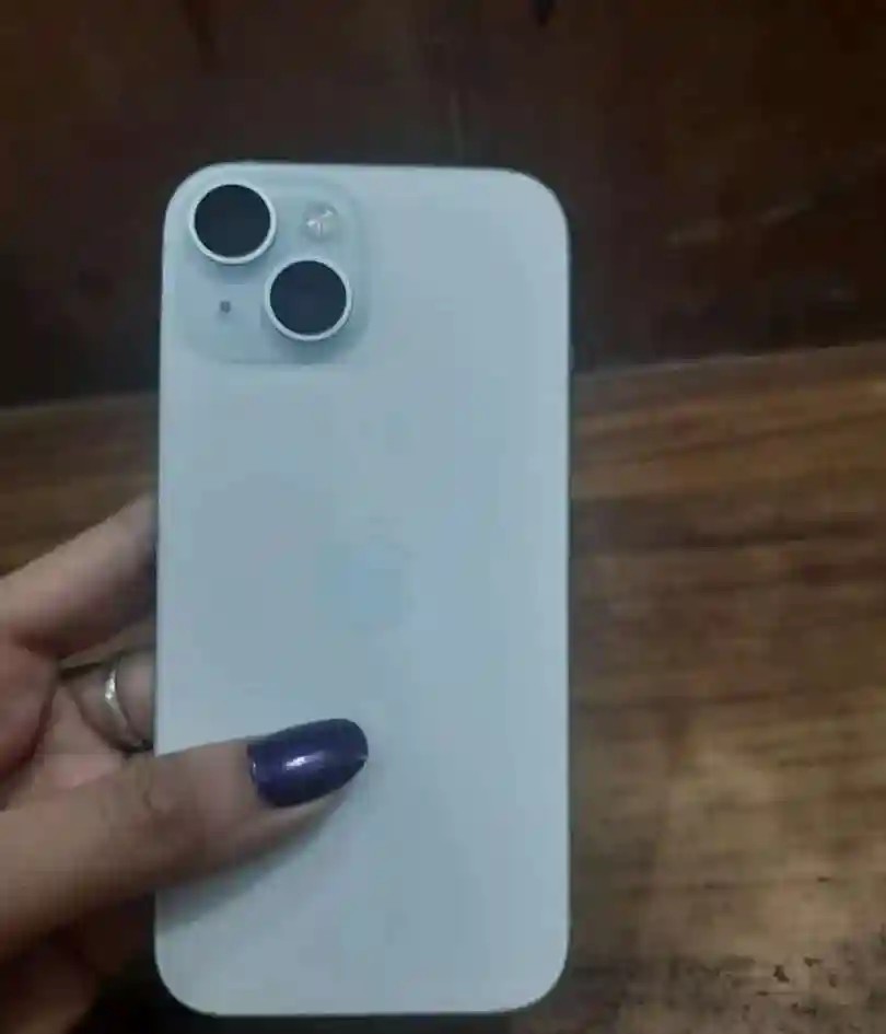 Apple iPhone 15