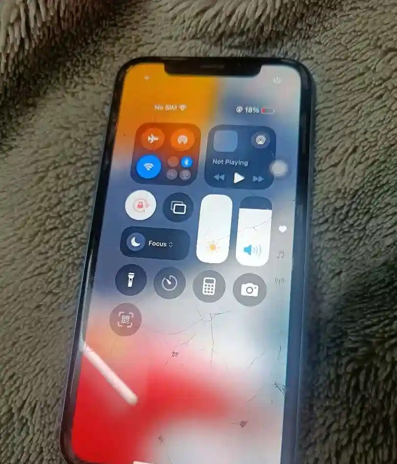 Apple iPhone XR