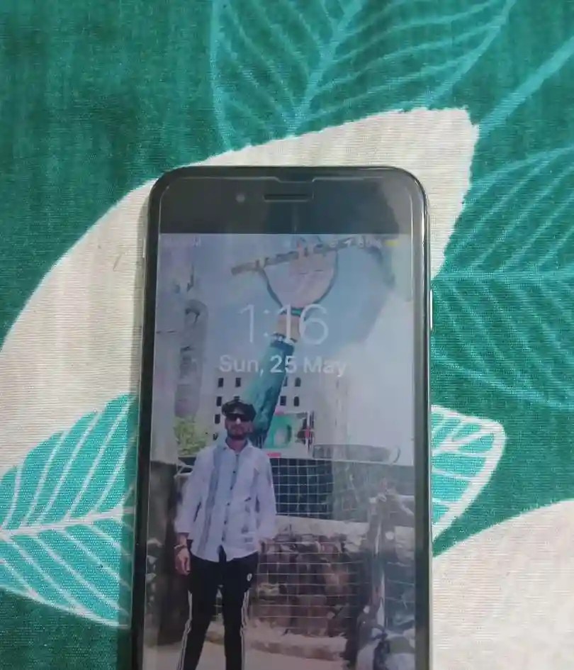 Apple iPhone 6