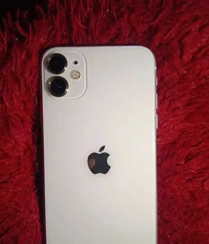 Apple iPhone 11