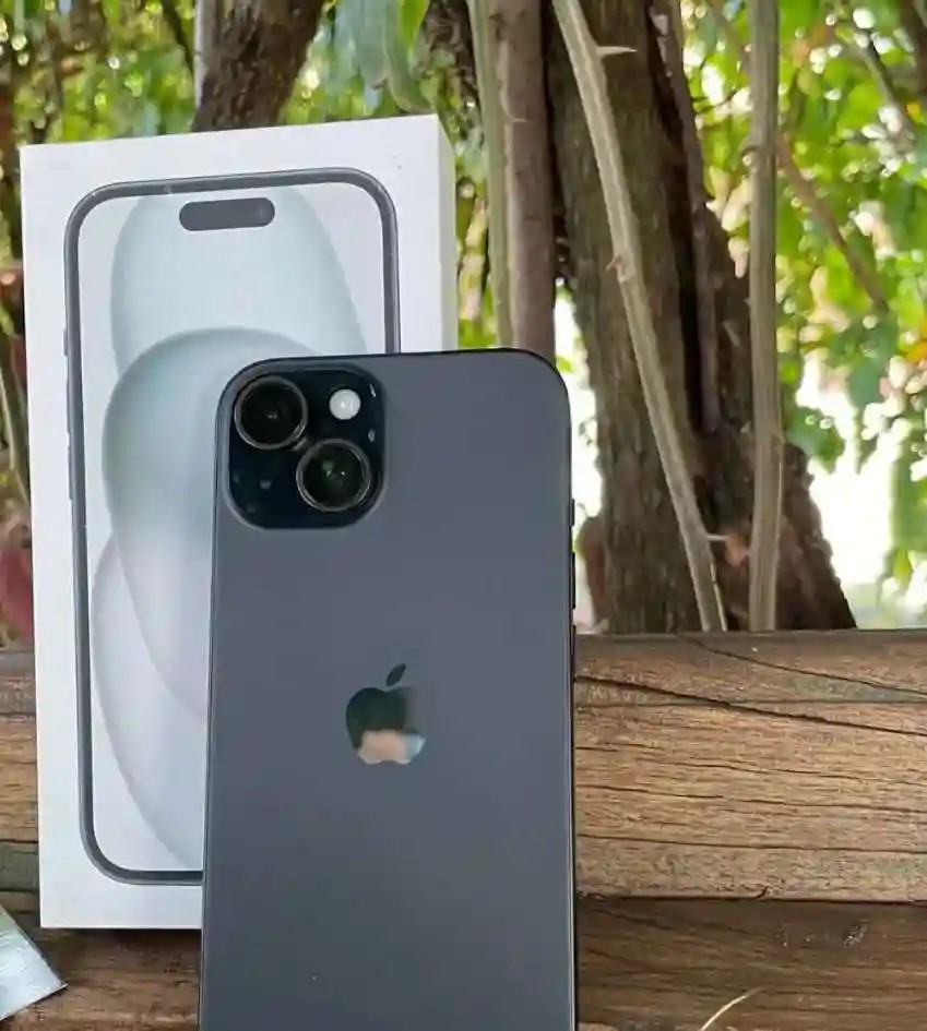 Apple iPhone 15