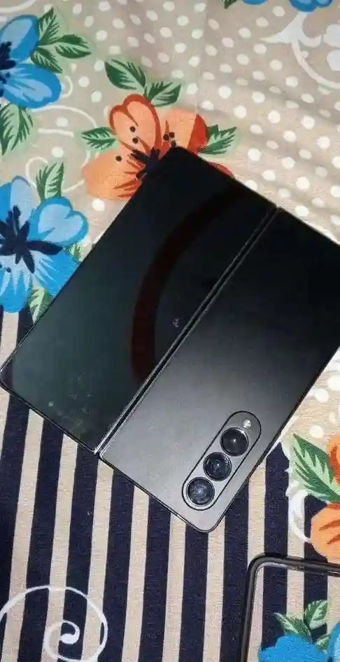 Samsung Galaxy Z Fold4