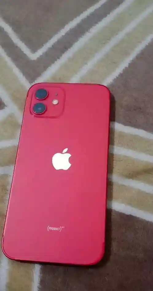 Apple iPhone 12