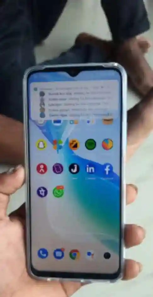 vivo iQOO Z6 Lite