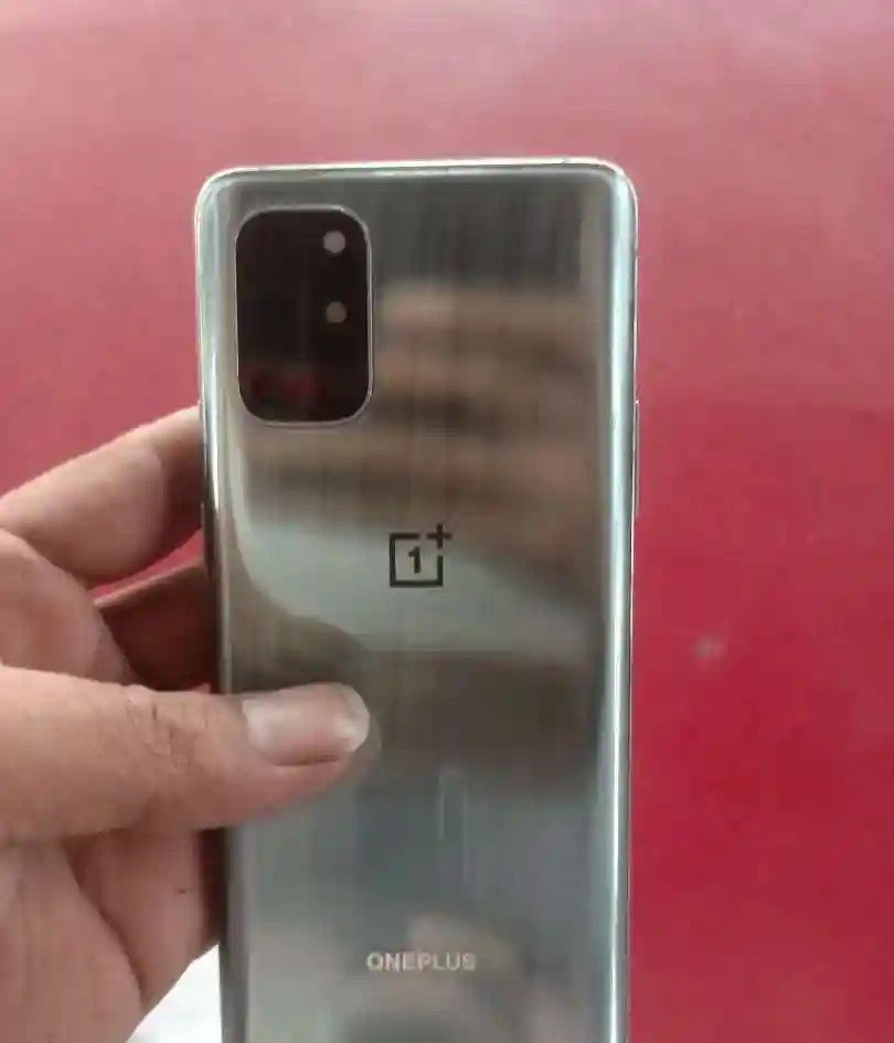 OnePlus 8T