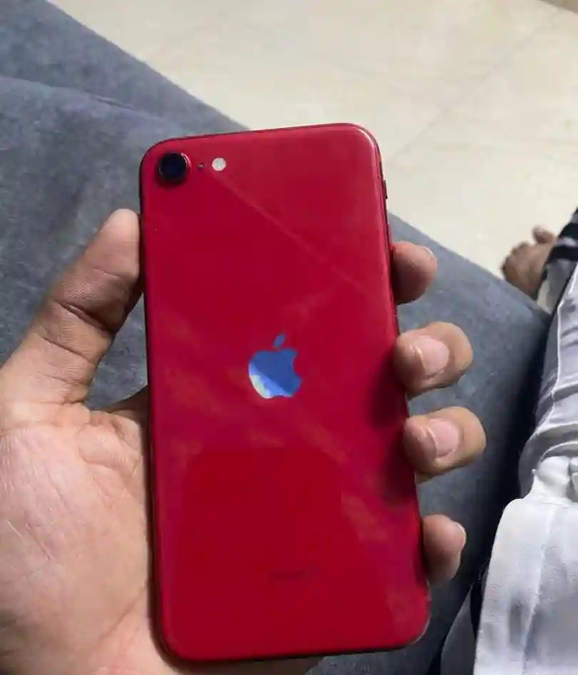 Apple iPhone SE (2020)