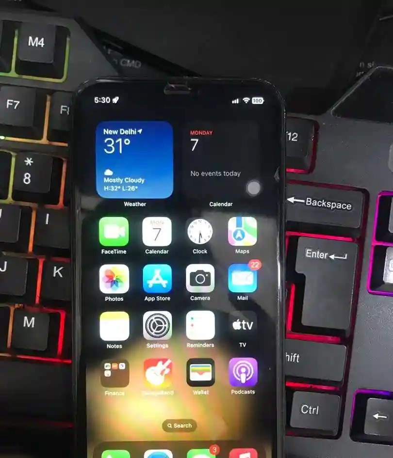 Apple iPhone XR