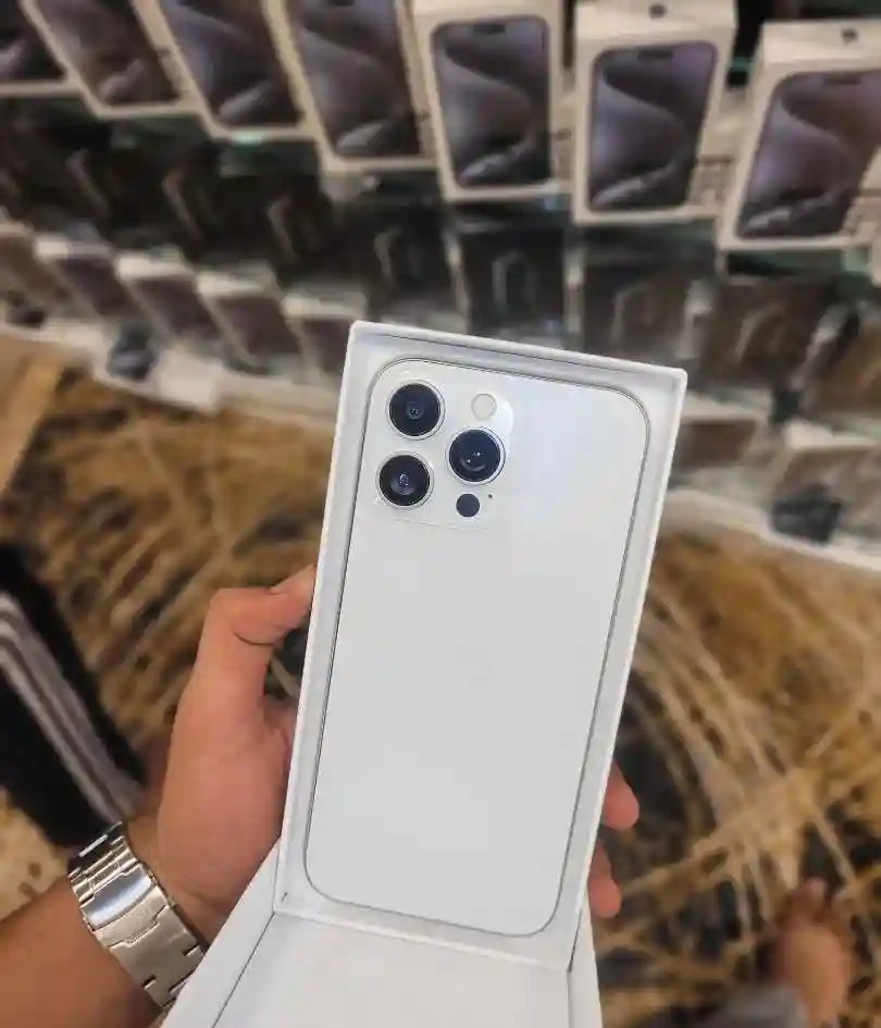 Apple iPhone 16 Pro Max