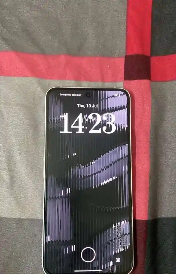 Nothing Phone (2)