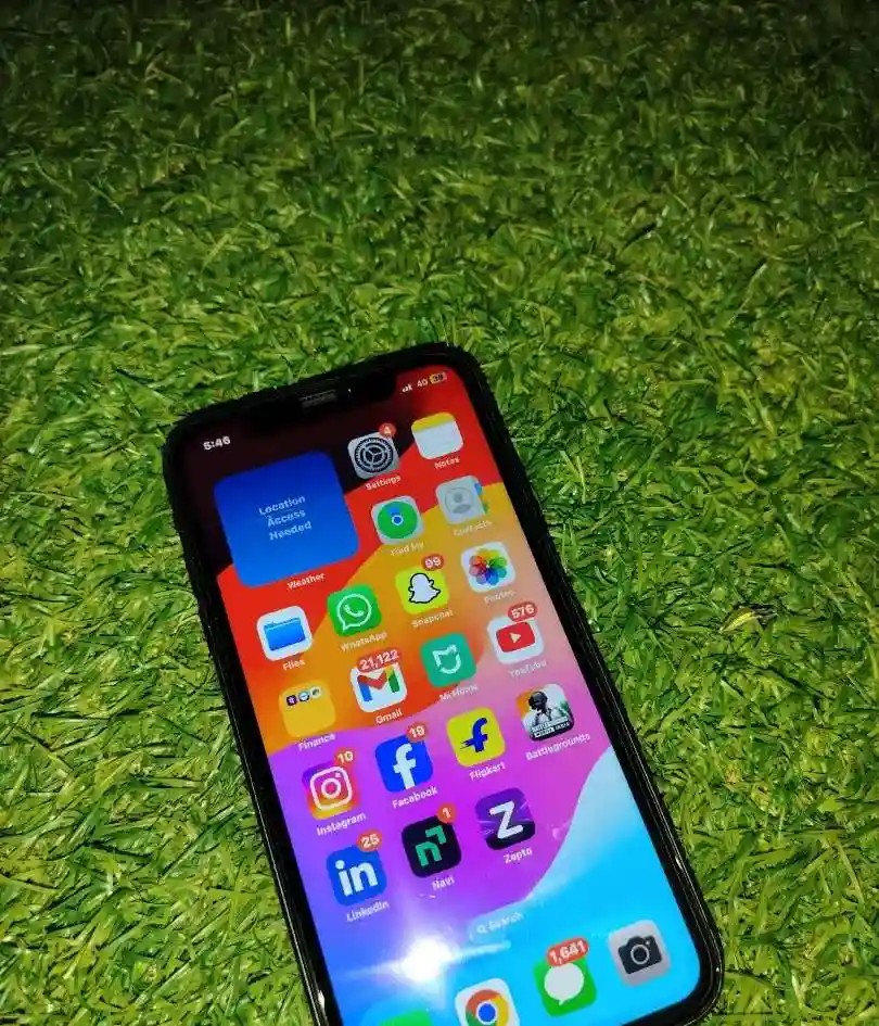 Apple iPhone 11