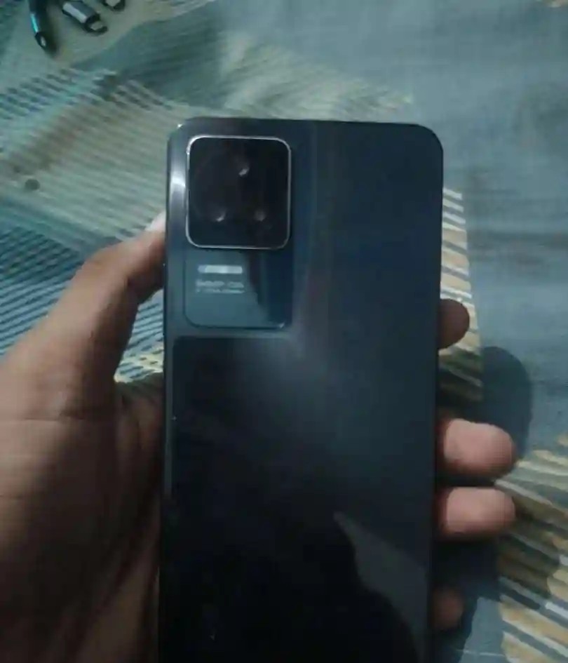 Xiaomi Poco F4