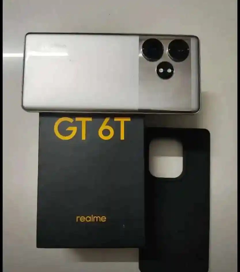Realme GT 6T