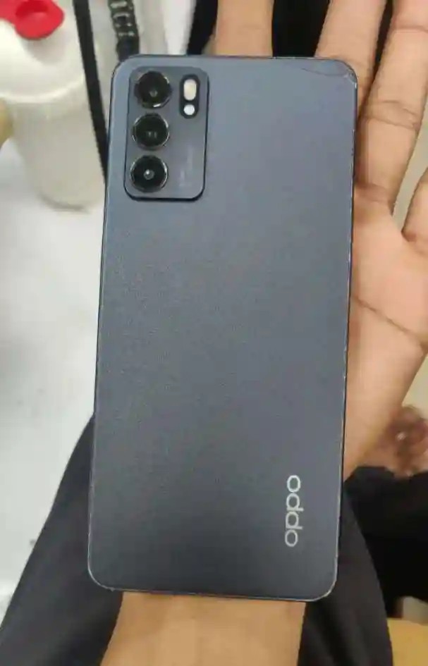 Oppo Reno6 5G