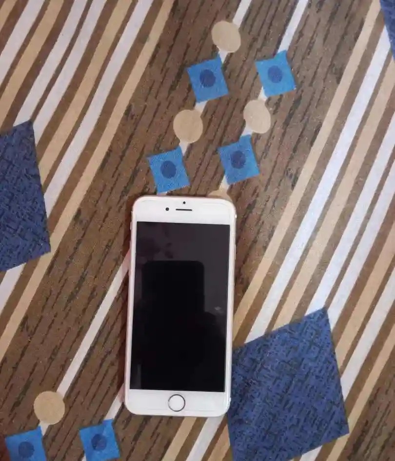 Apple iPhone 6s