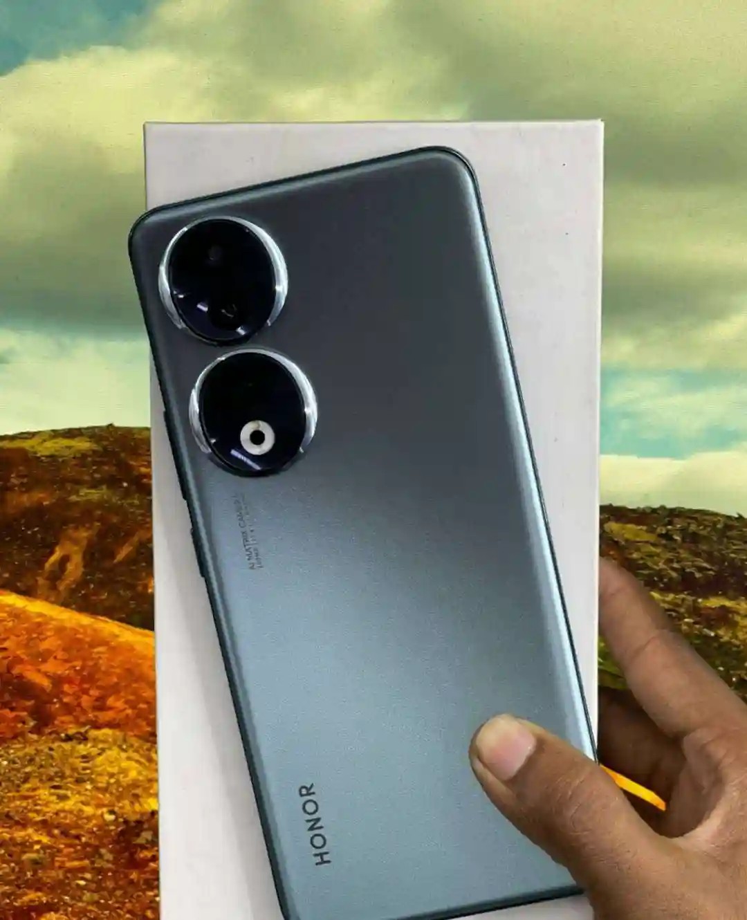 Honor 90