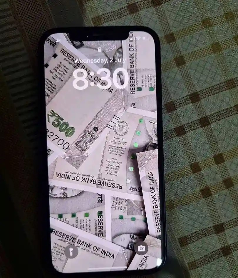 Apple iPhone 12