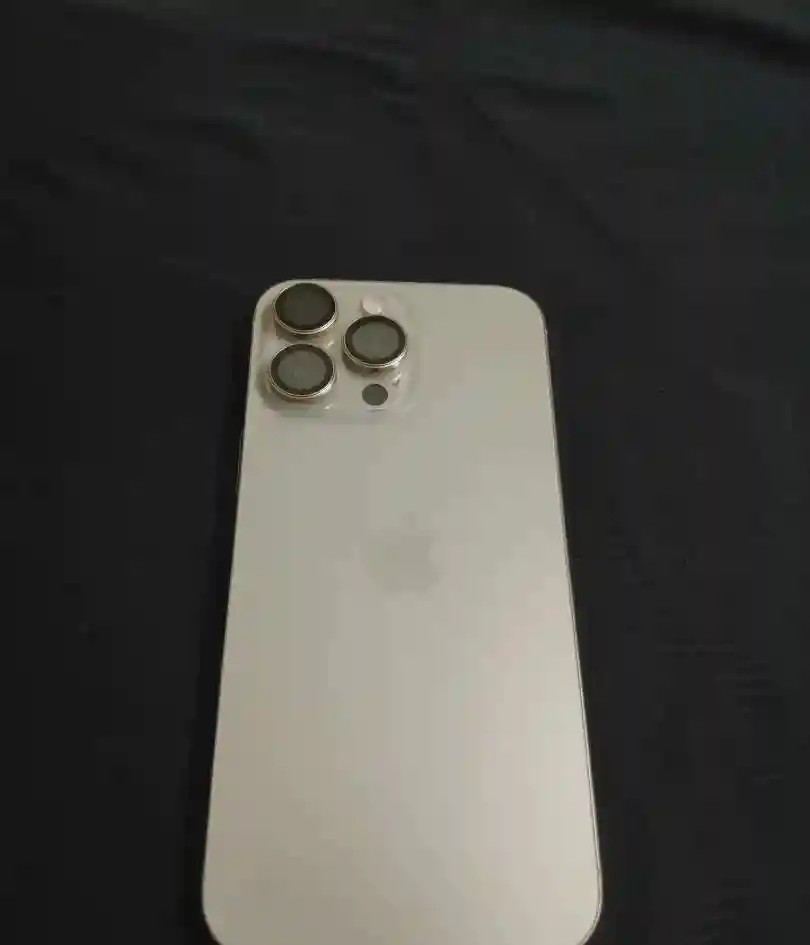 Apple iPhone 16 Pro Max