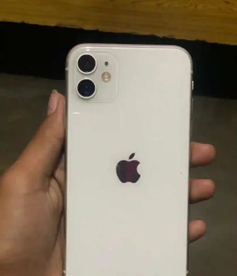Apple iPhone 11