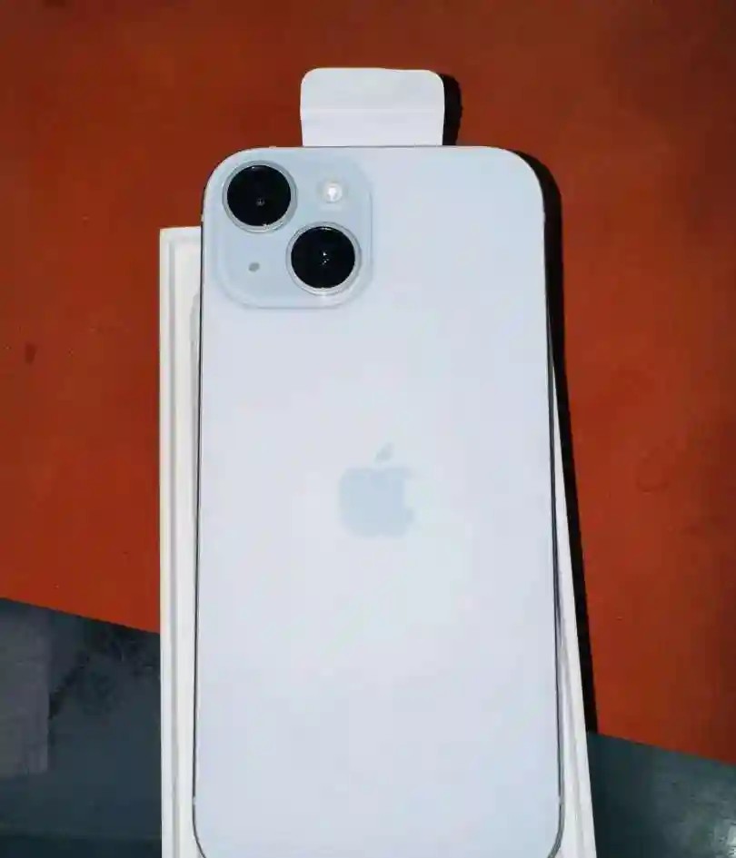Apple iPhone 15