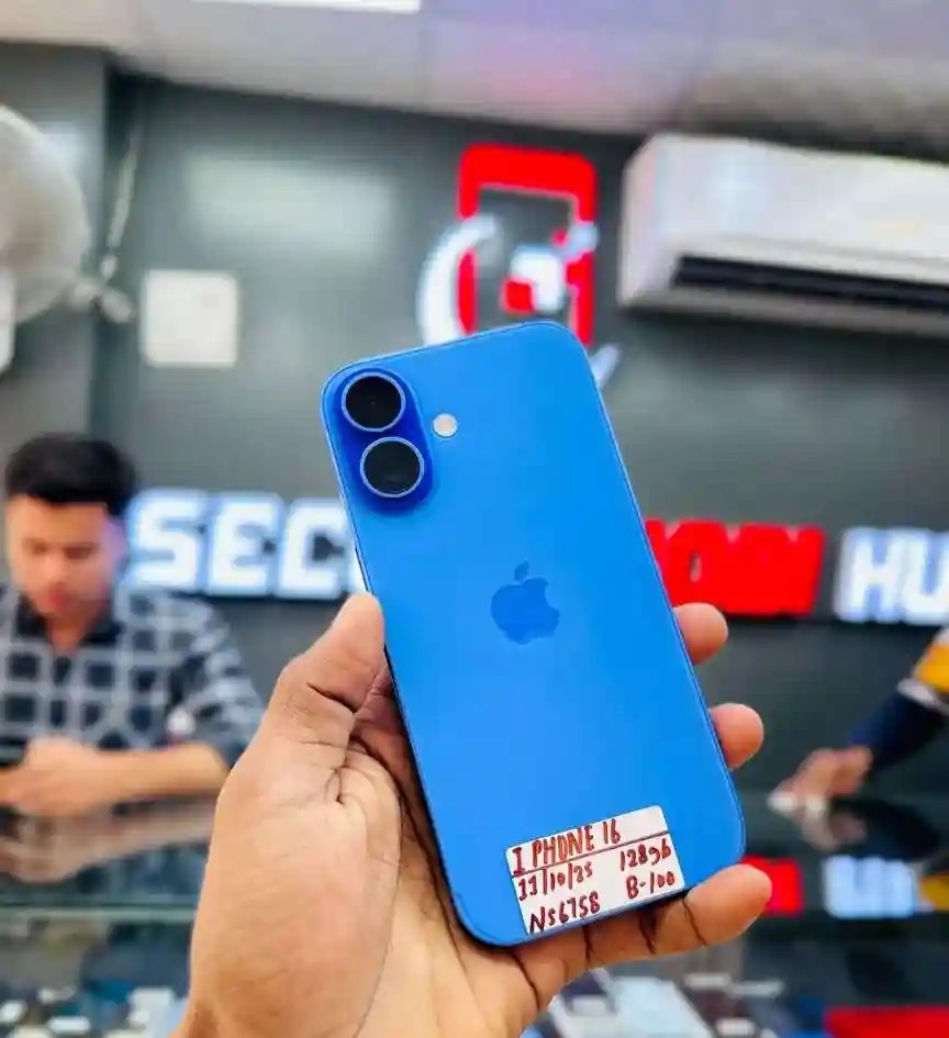 Apple iPhone 16