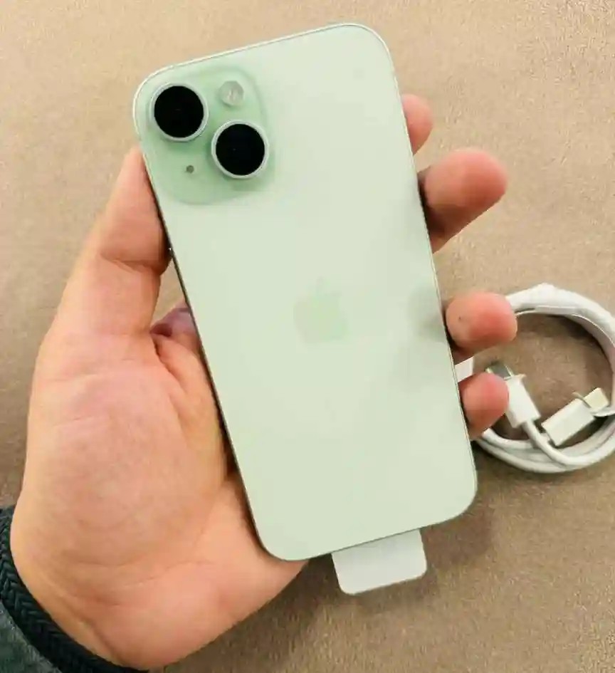 Apple iPhone 15