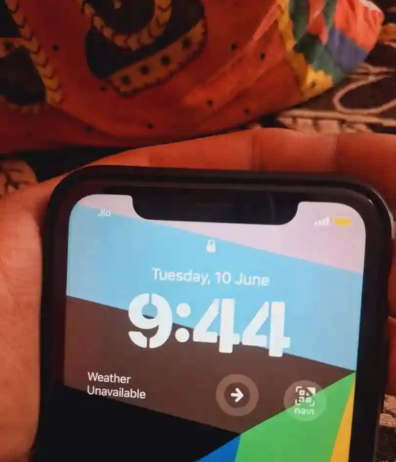 Apple iPhone XR