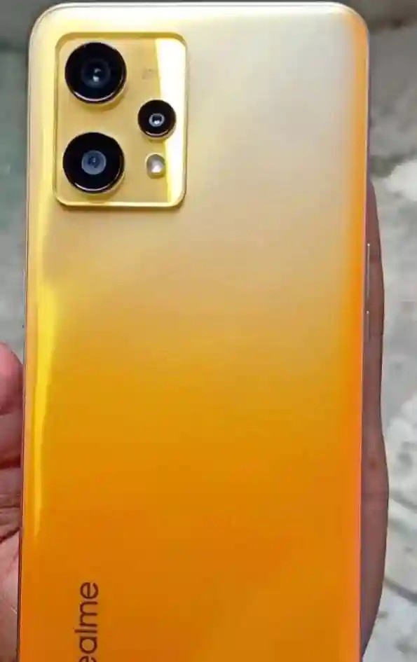 Realme 9