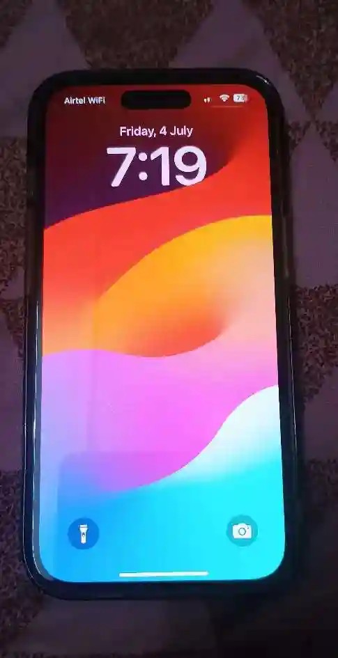 Apple iPhone 15