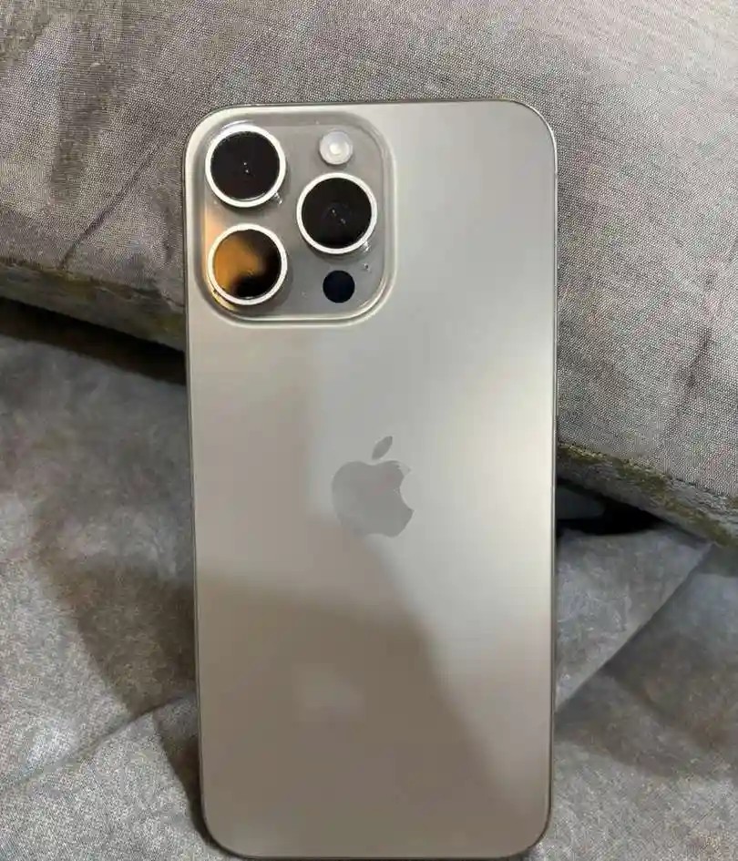 Apple iPhone 15 Pro Max