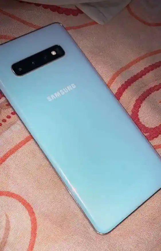 Samsung Galaxy S10+