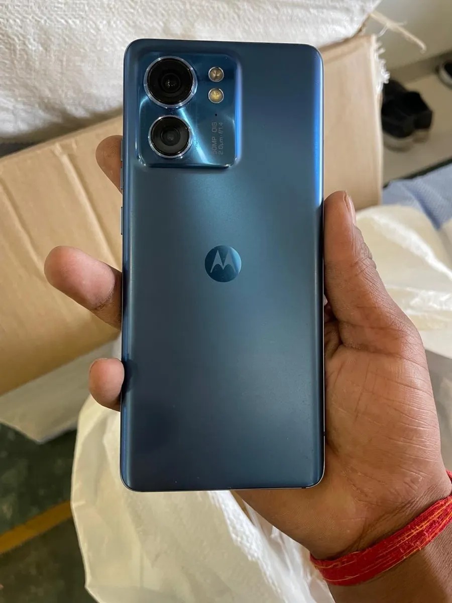 Motorola Edge (2023)