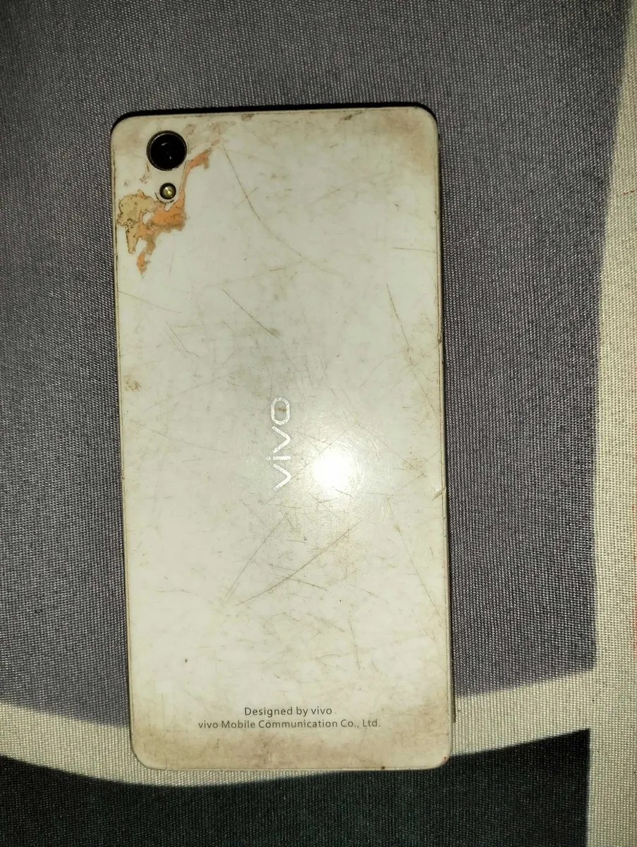 vivo Y51 (2015)