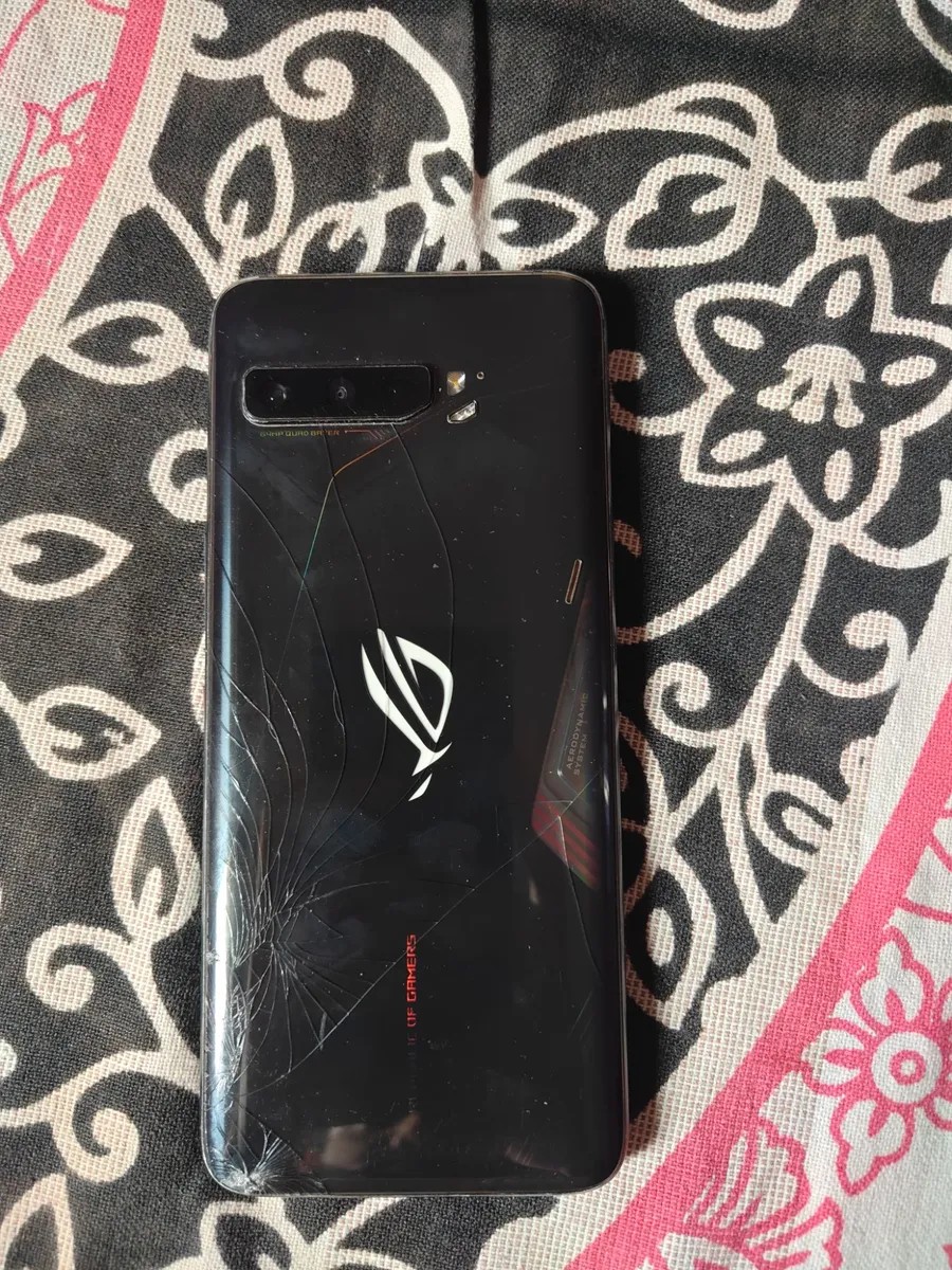 Asus ROG Phone 3