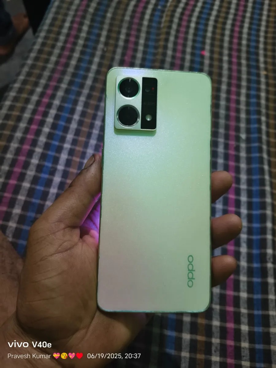 Oppo F21 Pro